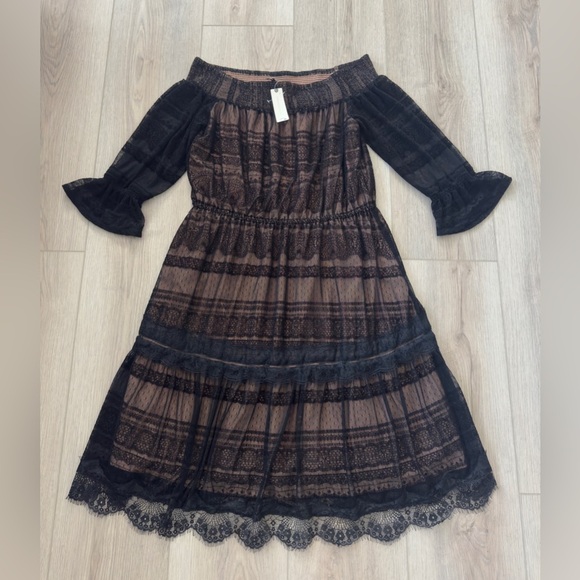 HD IN PARIS Anthropologie Black and Tan Textured Top 🖤🤎
*NEW WITH TAGS 🏷️ - Picture 1 of 10